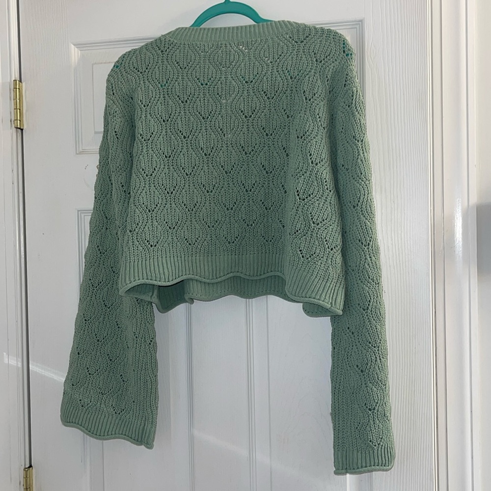 Miami by Francesca’s cropped bell sleeve sweater - Picture 2 of 5